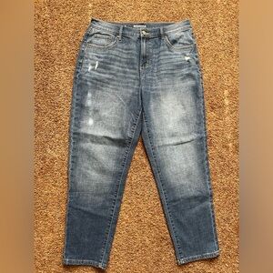 Women’s boyfriends jeans